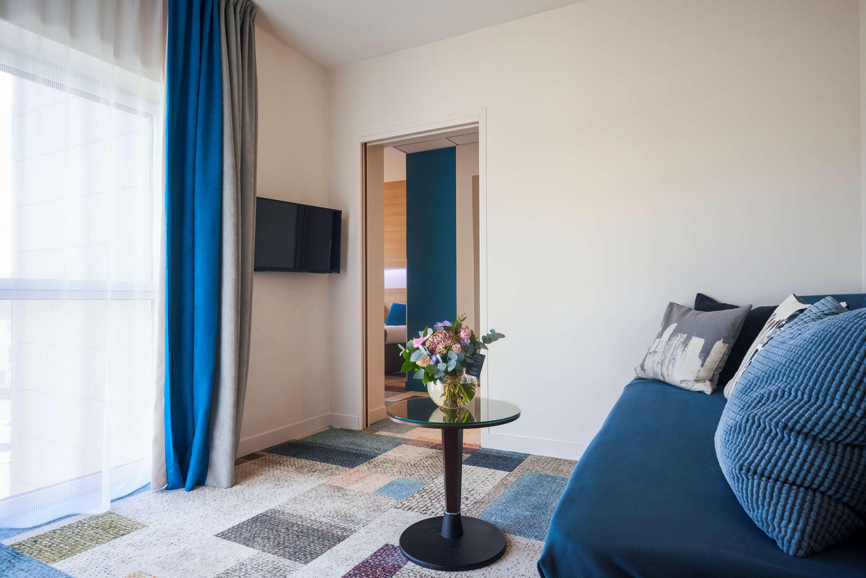 Kyriad Est Hotel
