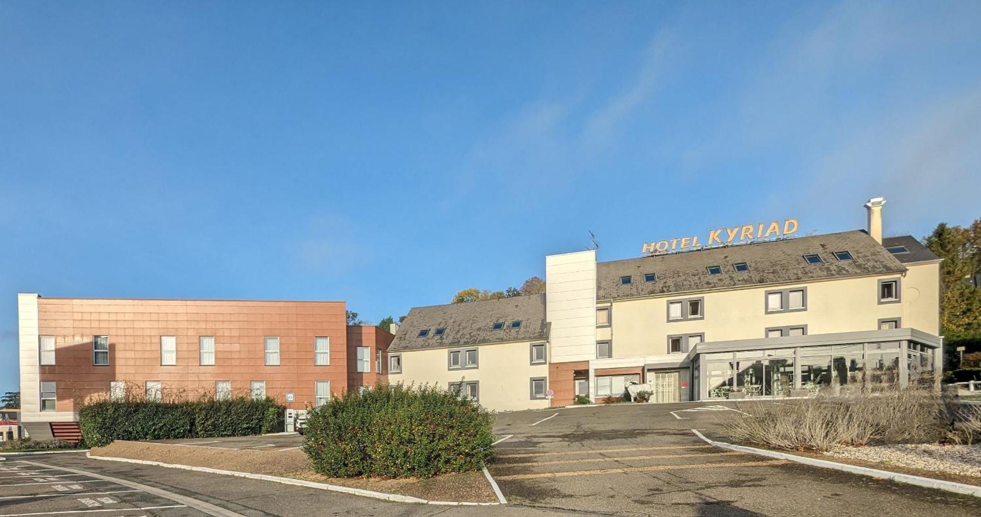 Kyriad Est Hotel 3*