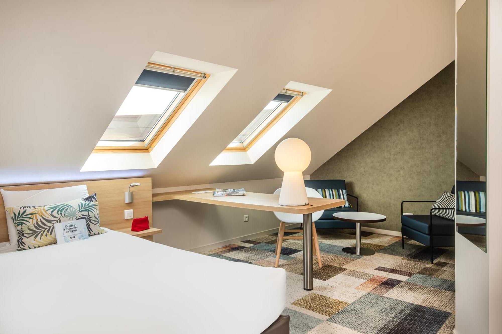 Hotel Kyriad Est